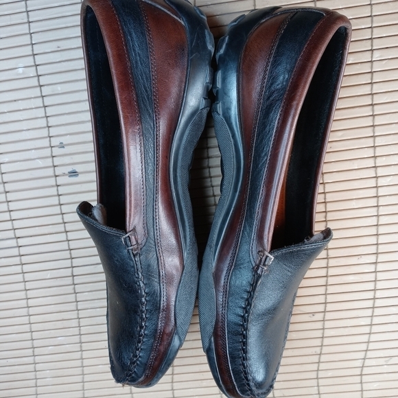 Allen Edmonds "Boulder" men's two tone brown\black leather loafer. Sz 12AAA. 98p - Picture 7 of 11